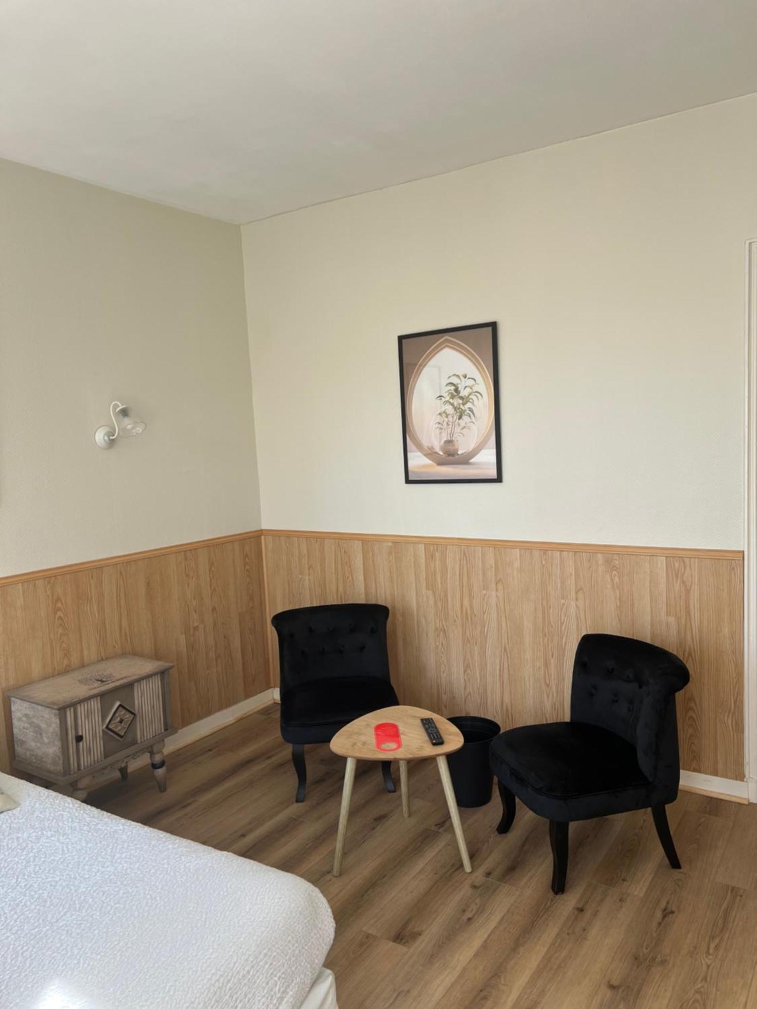 Hotel De La Gare Cherbourg-en-Cotentin Esterno foto