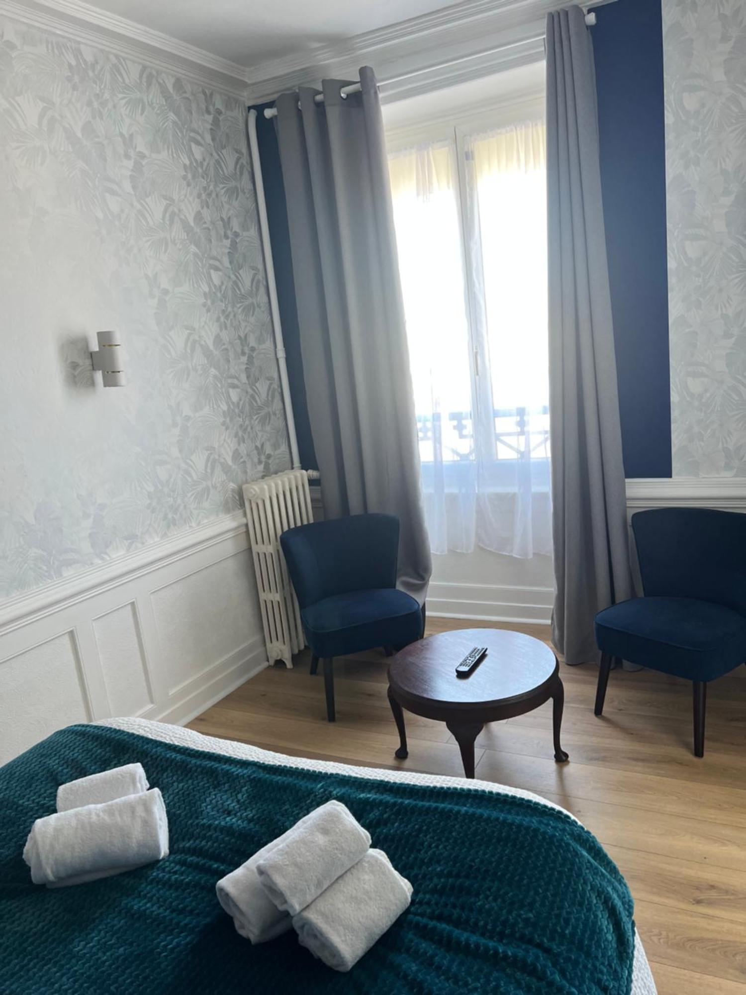 Hotel De La Gare Cherbourg-en-Cotentin Esterno foto