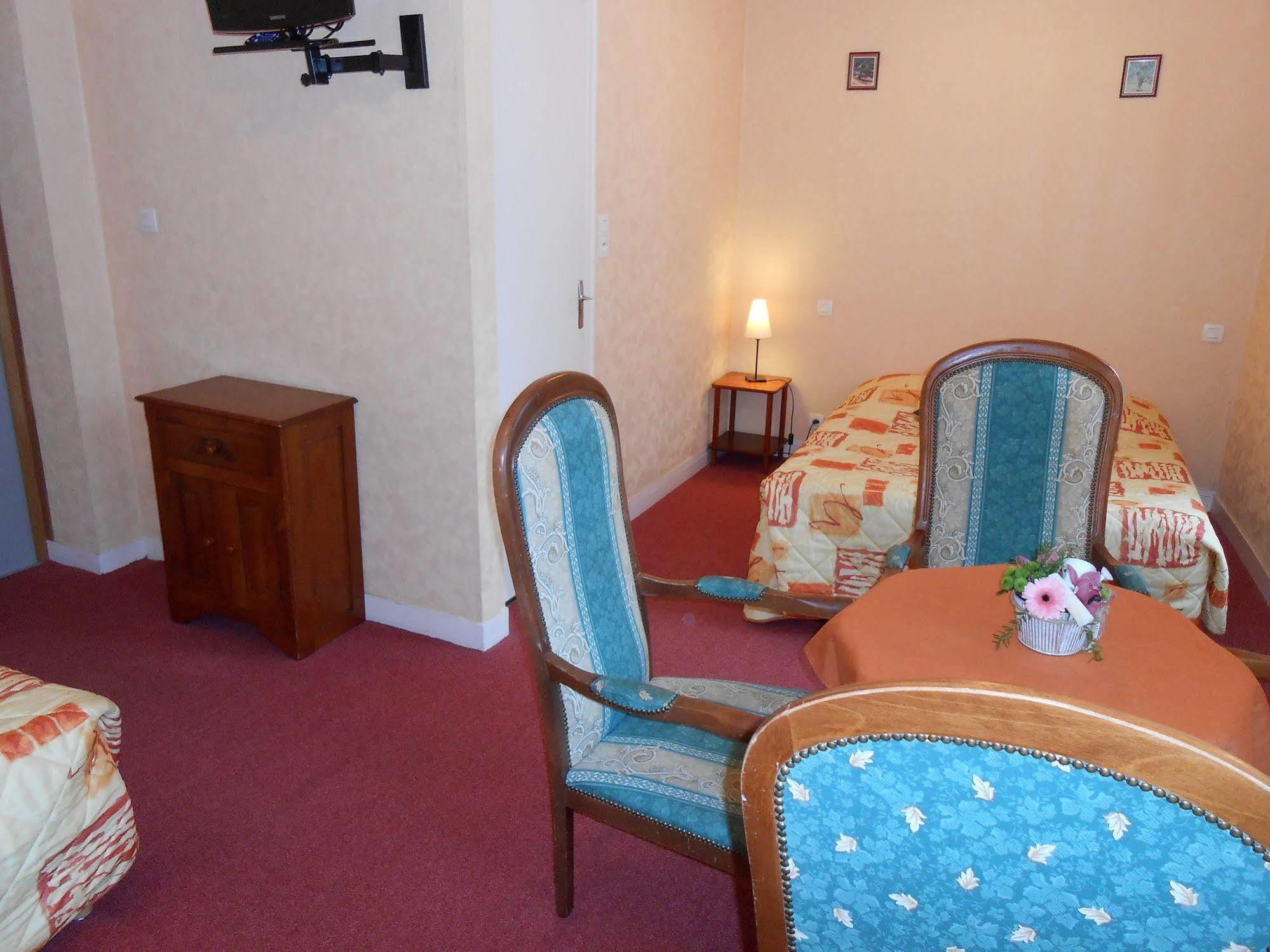 Hotel De La Gare Cherbourg-en-Cotentin Esterno foto