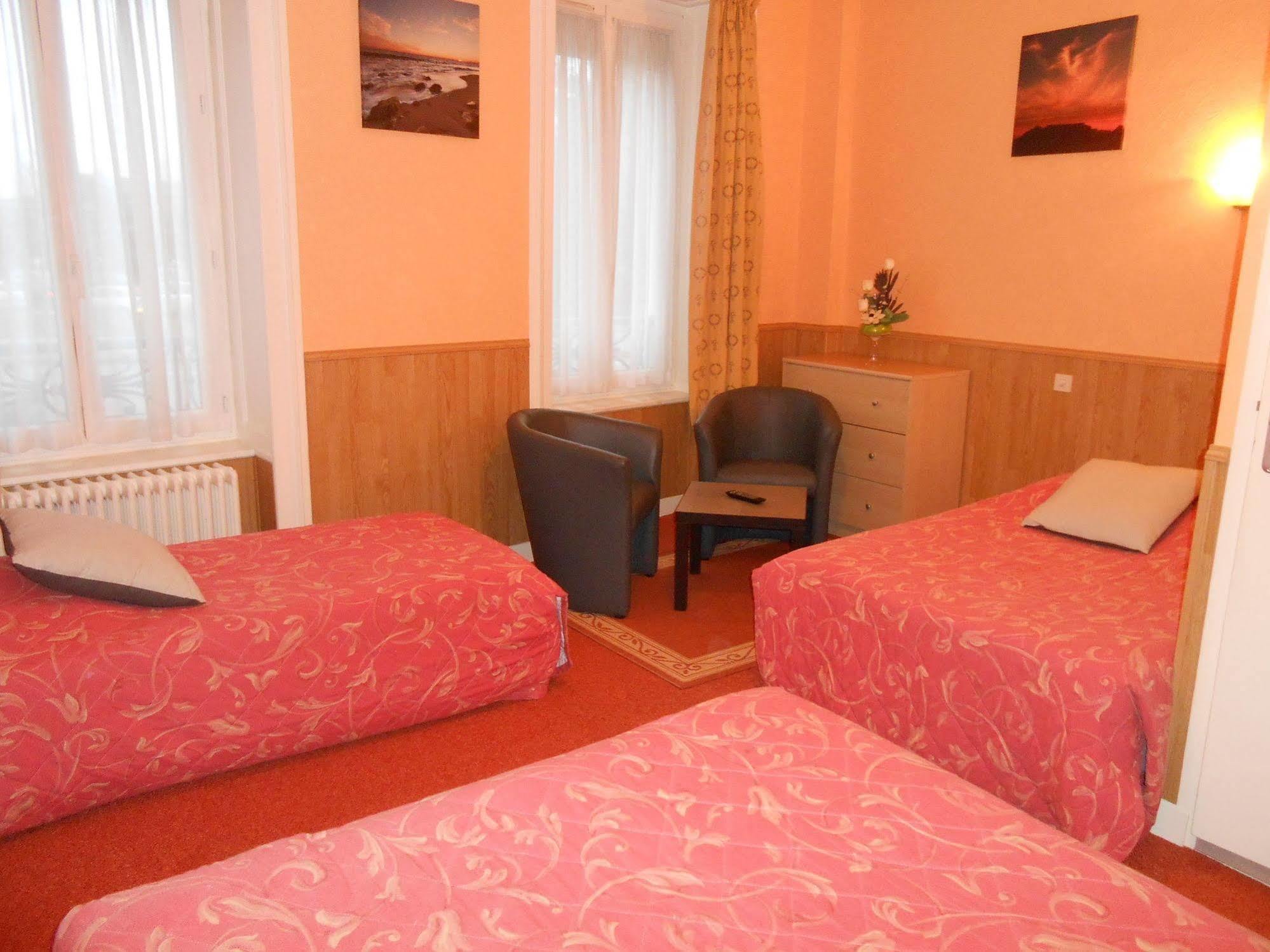 Hotel De La Gare Cherbourg-en-Cotentin Esterno foto