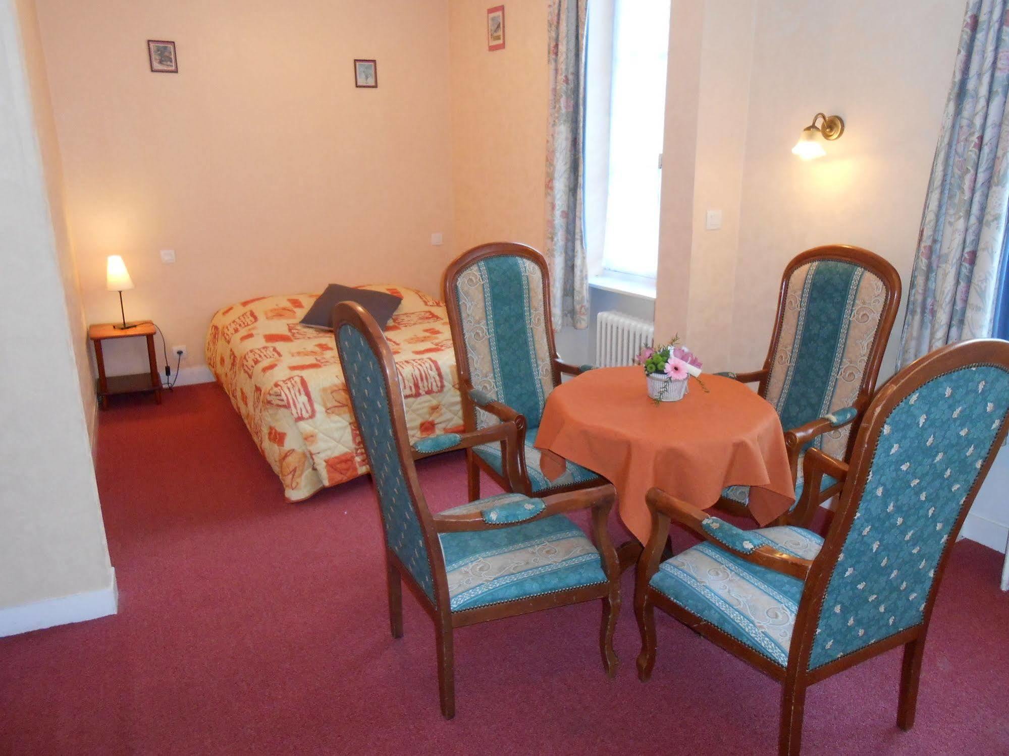 Hotel De La Gare Cherbourg-en-Cotentin Esterno foto