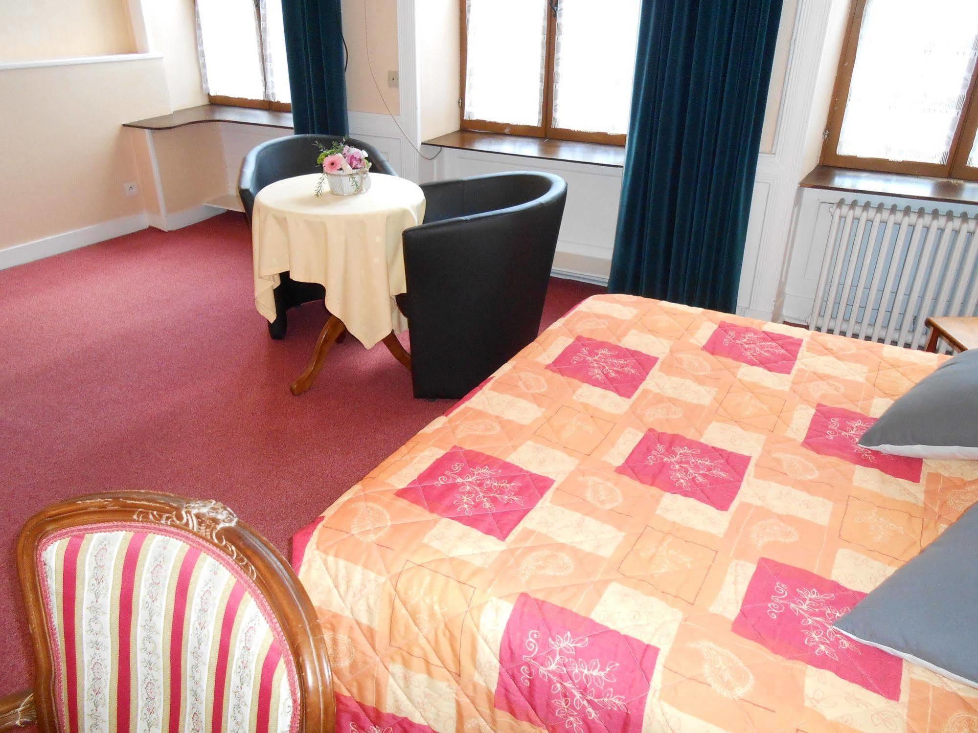 Hotel De La Gare Cherbourg-en-Cotentin Esterno foto